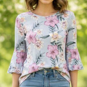 Cure Tropical Floral Bell Sleeve Blouse - Size Medium - Perfect for Summer!